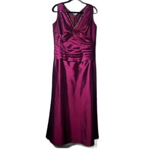 JADE by Jasmine Burgundy Formal‎ Dress Sleeveless Ruched Bodice Size 14 Evening